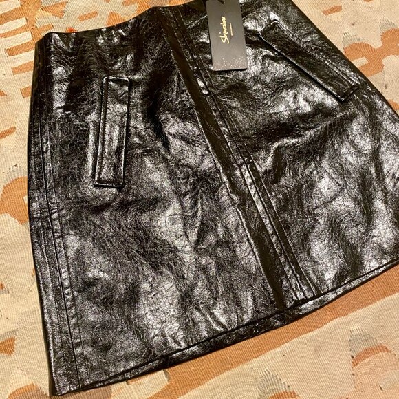 NWT Shinestar Vegan Leather Black Mini Skirt‎ Size Small, Stylish and Chic - Picture 1 of 5